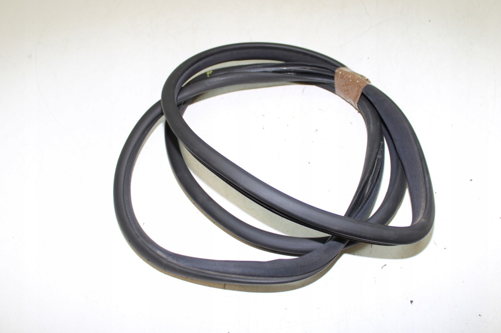 фото №1, Mercedes clc w203 c203 03r прокладка двері права