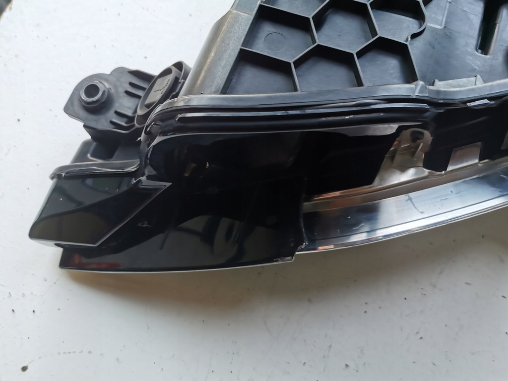 фото №13, Audi e-tron лампа права перед full led usa 4ke941040b 2018 -