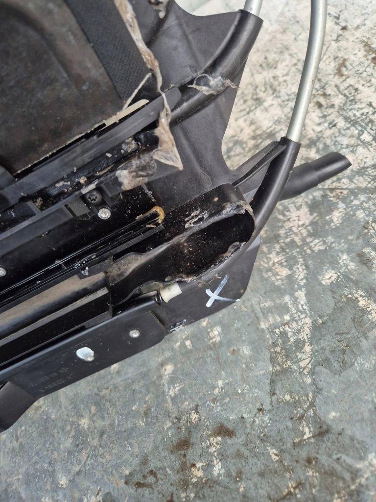 Купити Bmw x1 e84 люк дах скляний панорама 8047724