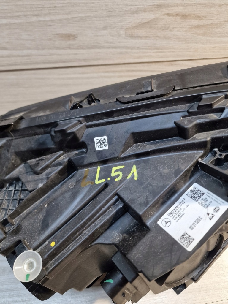 Mercedes eqb eqa w243 a243 led лампа передня ліва Недорого