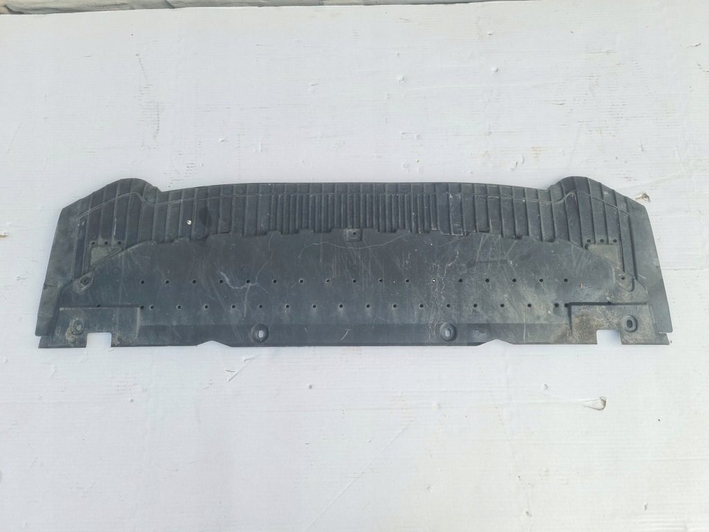 Купить A4 8k накладка пол под бампер 8k0907233 идеальная