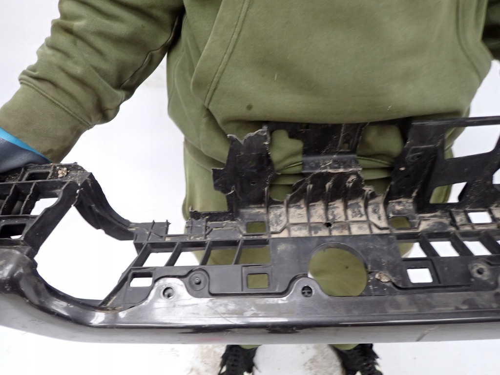 фото №9, Dodge ram v 1500 19- бампер задня задній 68451020aa