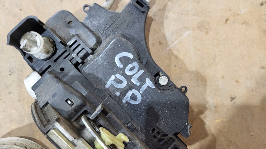 фото №9, Замок двері правий перед mitsubishi colt vi 04-07 hb 5d 2 pin