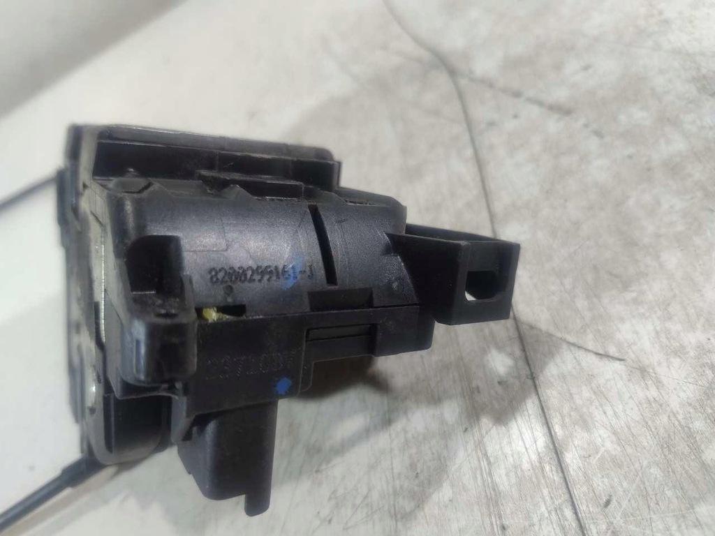 фото №5, Замок дверь правый задняя renault clio iii 8200299161