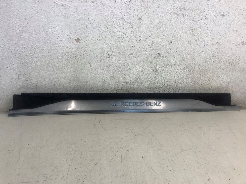 фото №1, Mercedes-benz оригінальний номер 1296800435 молдинг поріг