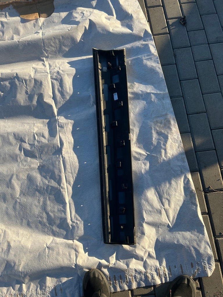 фото №3, Vw t-roc r line 2ga молдинг дверь левый перед la7a