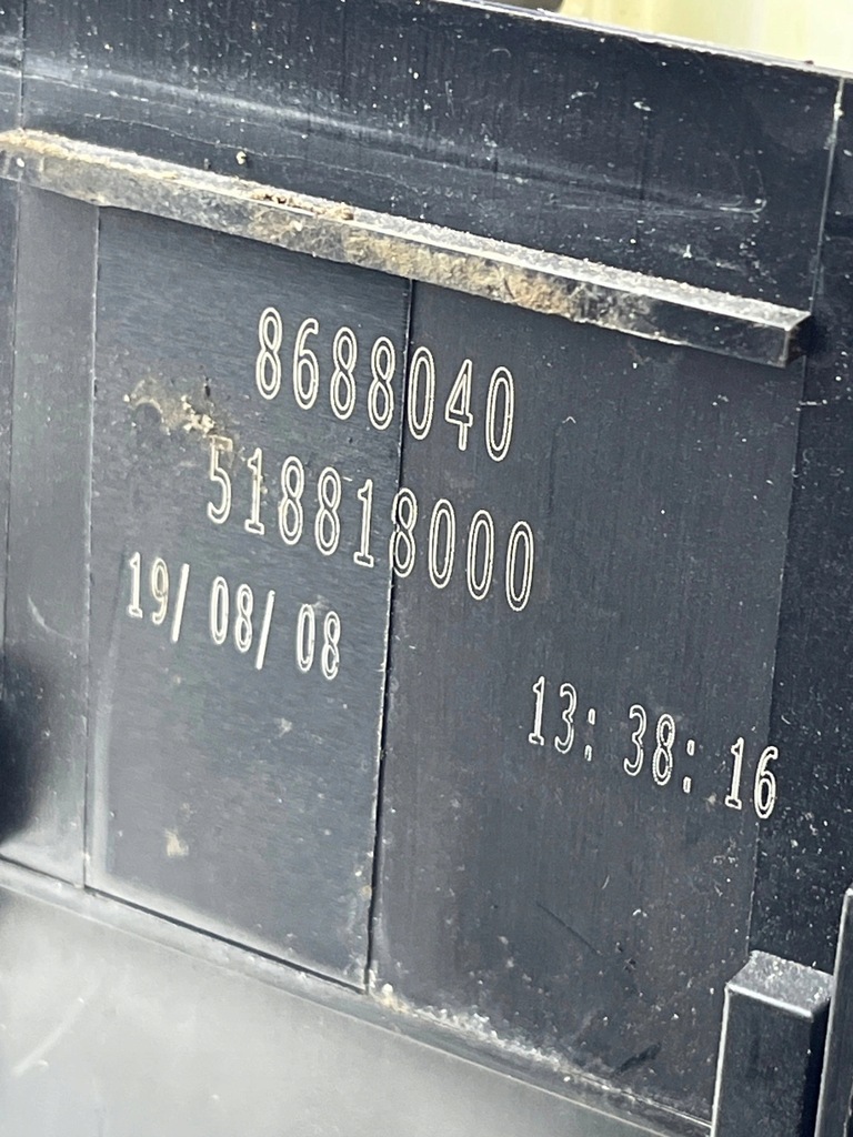 фото №7, Коробка предохранителей volvo v40 v50