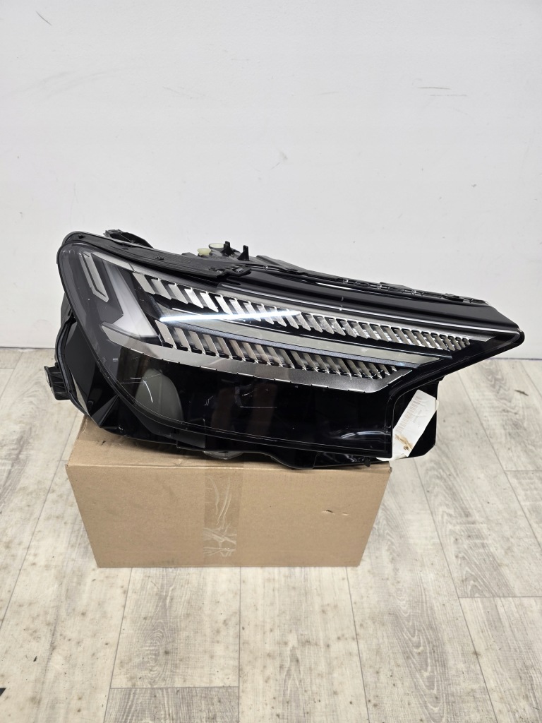 фото №1, Лампа audi q4 e-tron full led 89a matrix правая правый перед europa