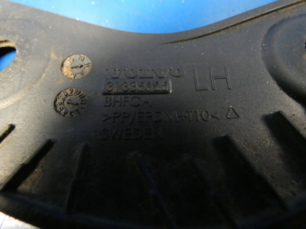 фото №2, Volvo v60 s60 ii брызговик подкрылок левый перед