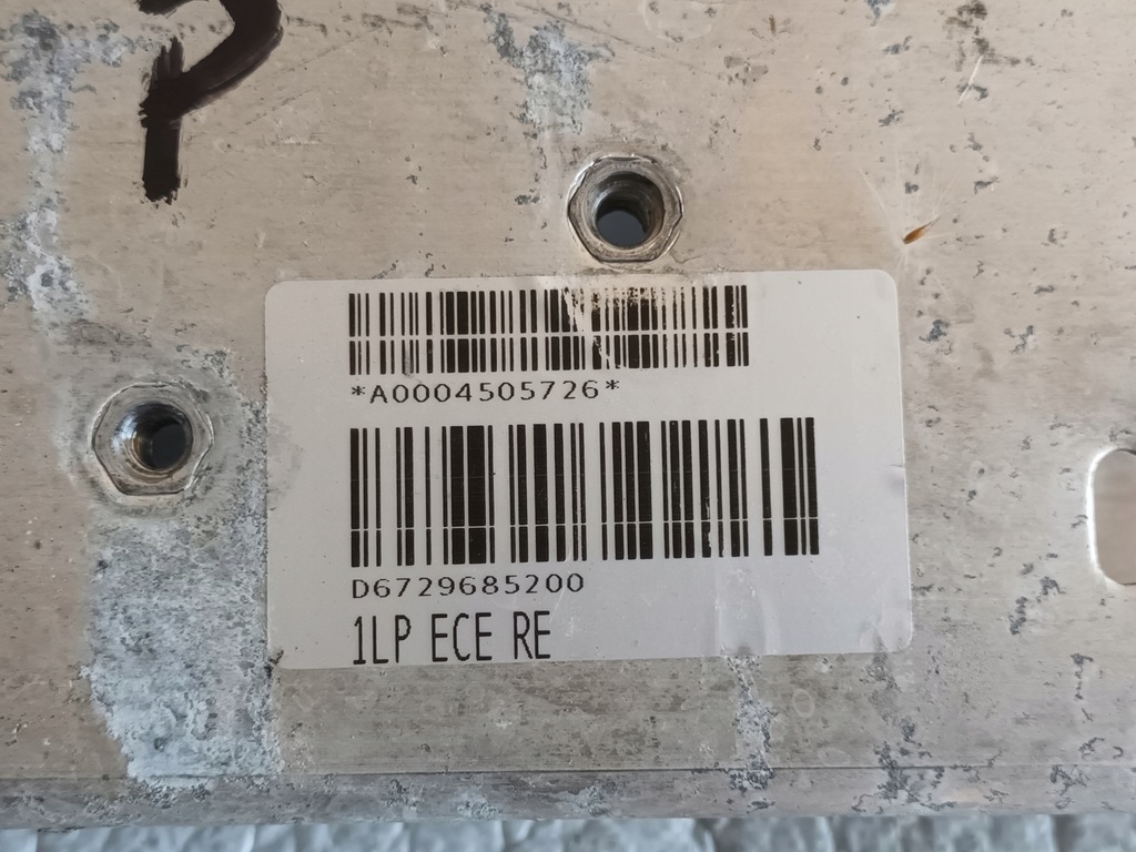 фото №6, Зона деформації права передня bmw i3 перед