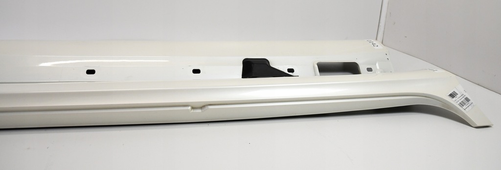 фото №11, Mercedes cls w218 amg молдинг порог порог 799 правый