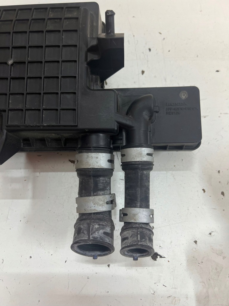 Honda cr-v v 2019- 1.5 ivtec резонатор повітря корпус фільтра повітря Київ