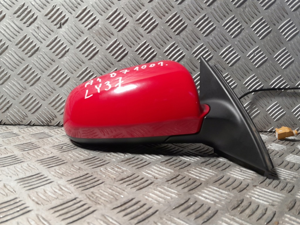 фото №1, Audi a4 b7 дзеркало праве колір: ly37