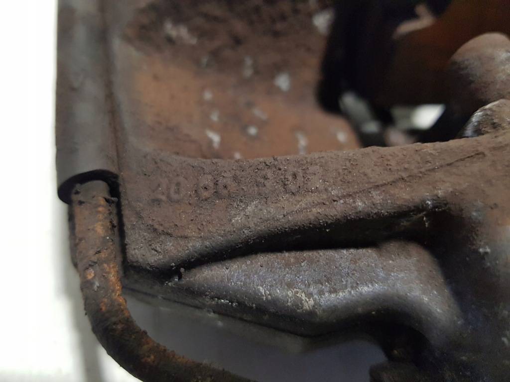 Porsche 911 carrera boxster 996 986 cayman 987 суппорт задний  правый с Разборки