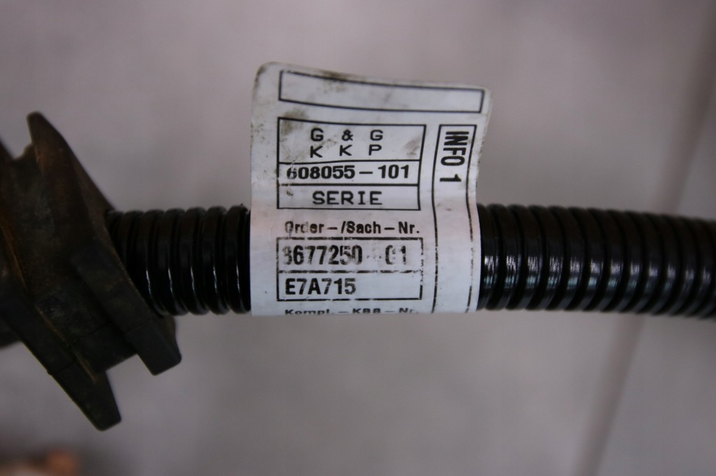 Bmw x1 f48 x2 f39 b42 b46 кабель шланг генератора стартер 8677250 Зі Шроту