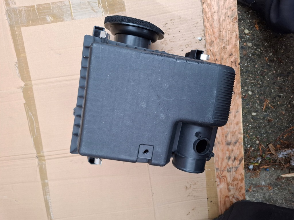 фото №8, Toyota hilux 2.4 2016- viii 8 корпус фильтра воздуха фильтр воздуха