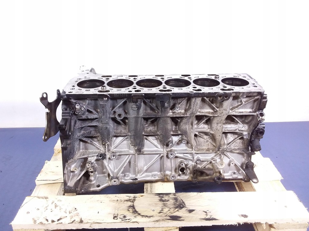 фото №4, Bmw 7 g11 g12 3.0d 320km блок двигуна b57d30t