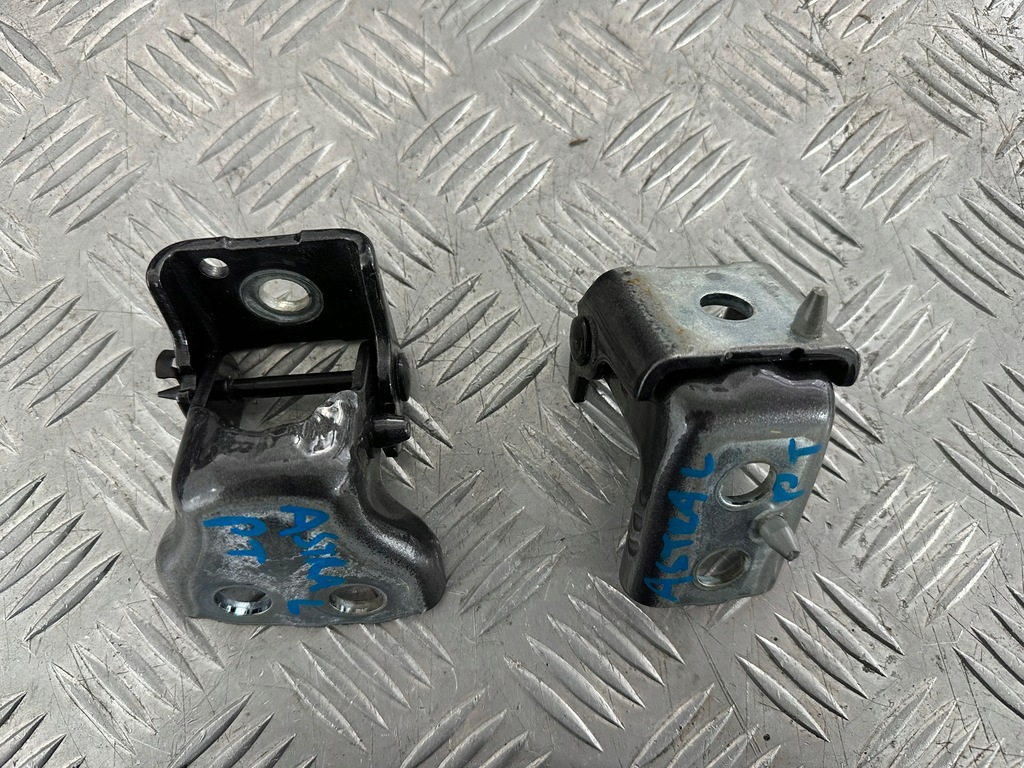 фото №1, Opel astra l hb петли дверь правый задняя evl