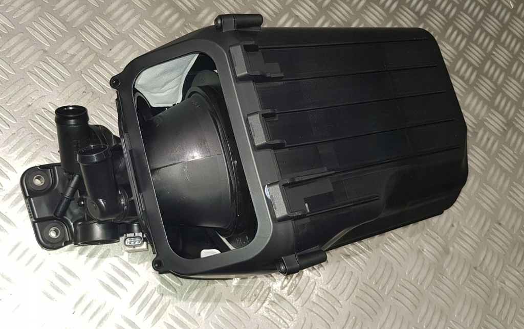 фото №11, Mercedes c w206 sl w232 2.0 c43 43 amg корпус фільтра повітря a1390909301