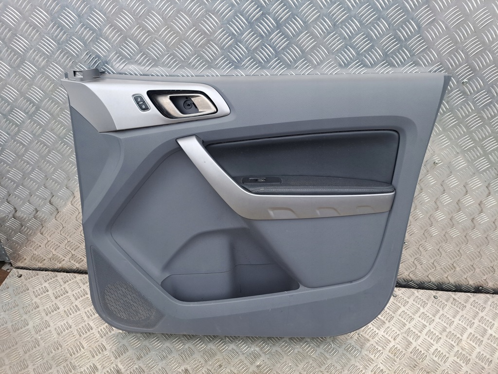 фото №8, Ford ranger 2019 r wildtrak сидіння заднє сидіння ремені задня оббивка