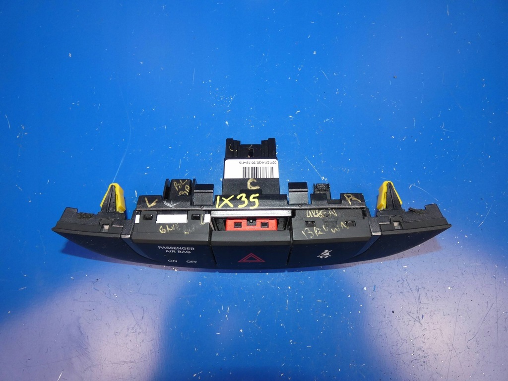 фото №1, Hyundai ix35 кнопка вимикач панель світла аварійних