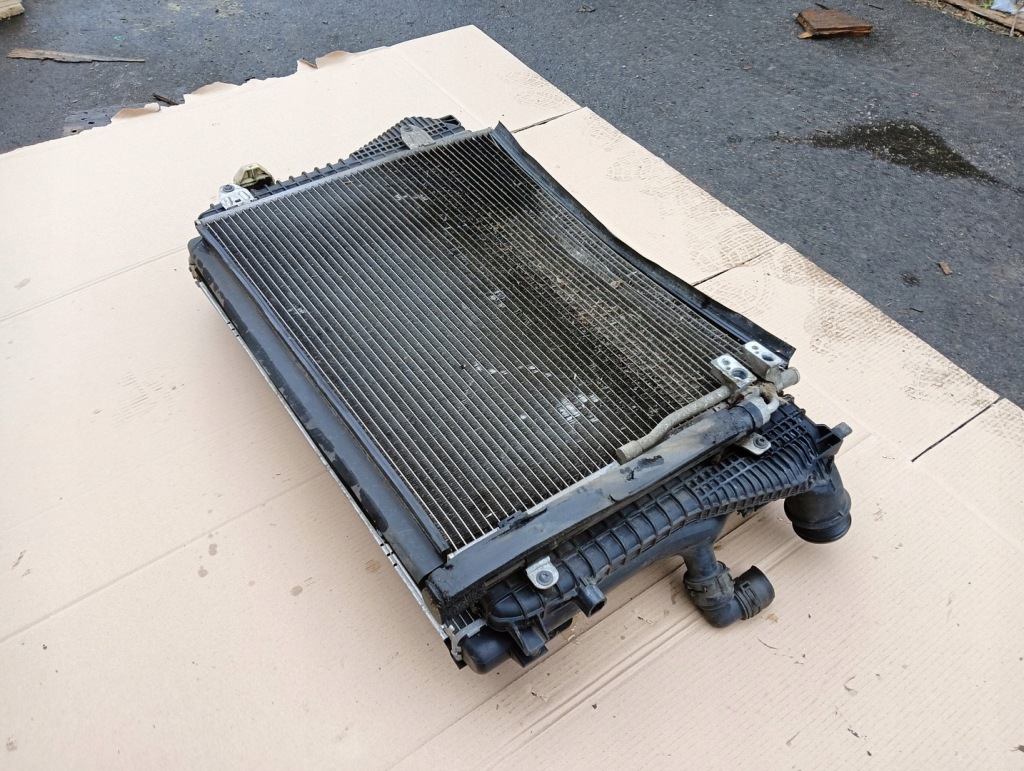 фото №7, Радіатор вентилятори vw golf vi 1.6tdi passat b7 1k0145928j