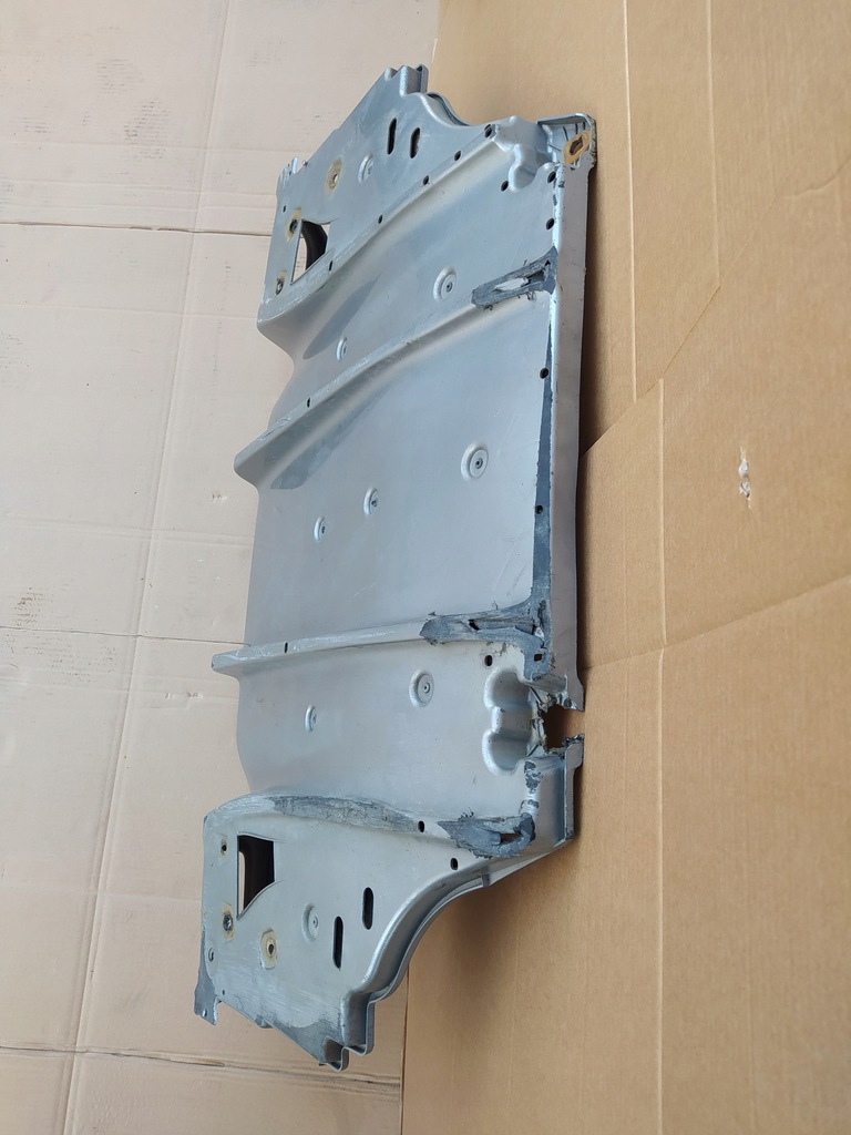 фото №8, Дифузор бампера задня задній - clio iv rs