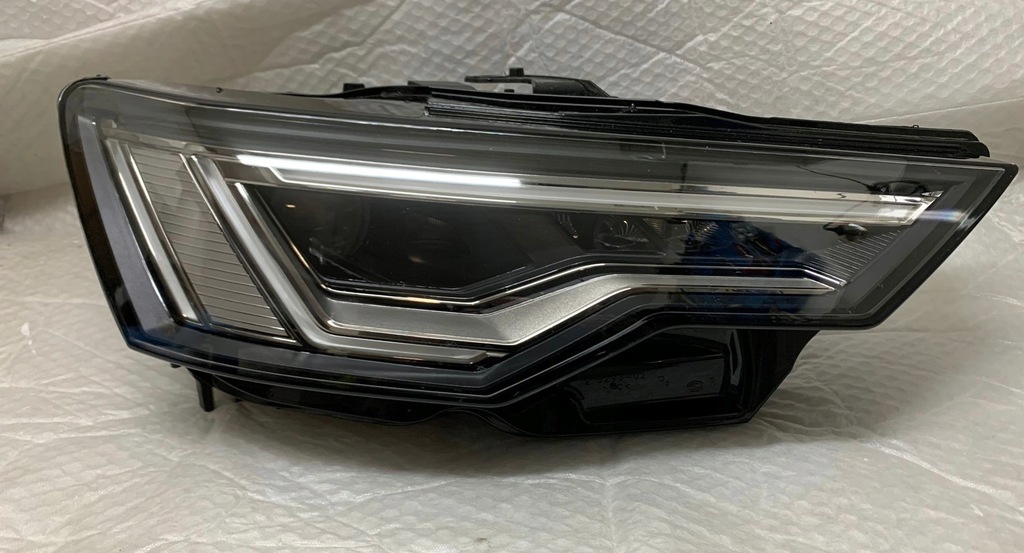 фото №1, Audi оригінальний номер 4k0941040 лампа