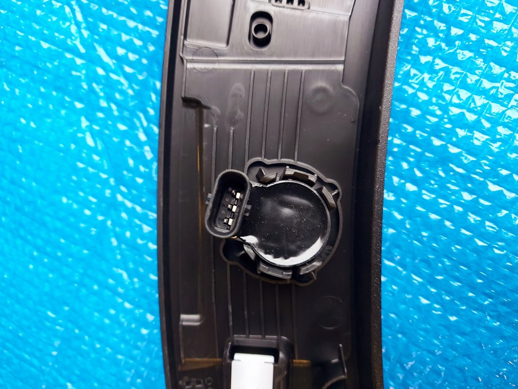 Купить Молдинг накладка крыла заднего правая alfa romeo junior nowa pdc датчик