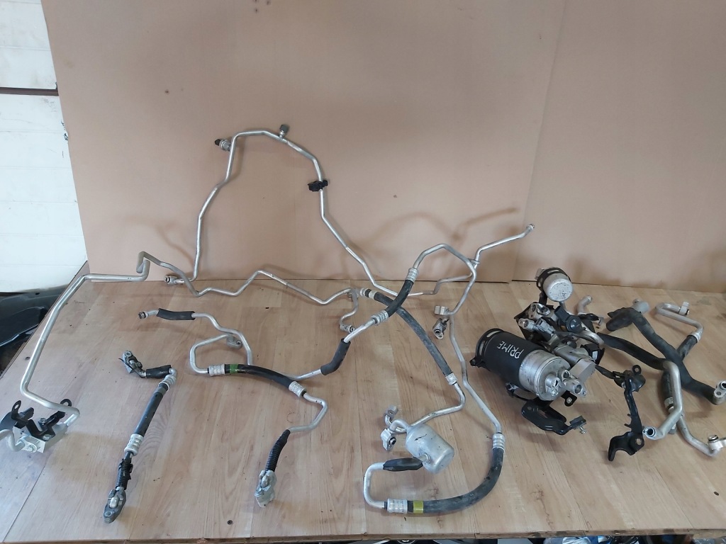 фото №1, Prius iv насос кондиціонера трубки випарник prime