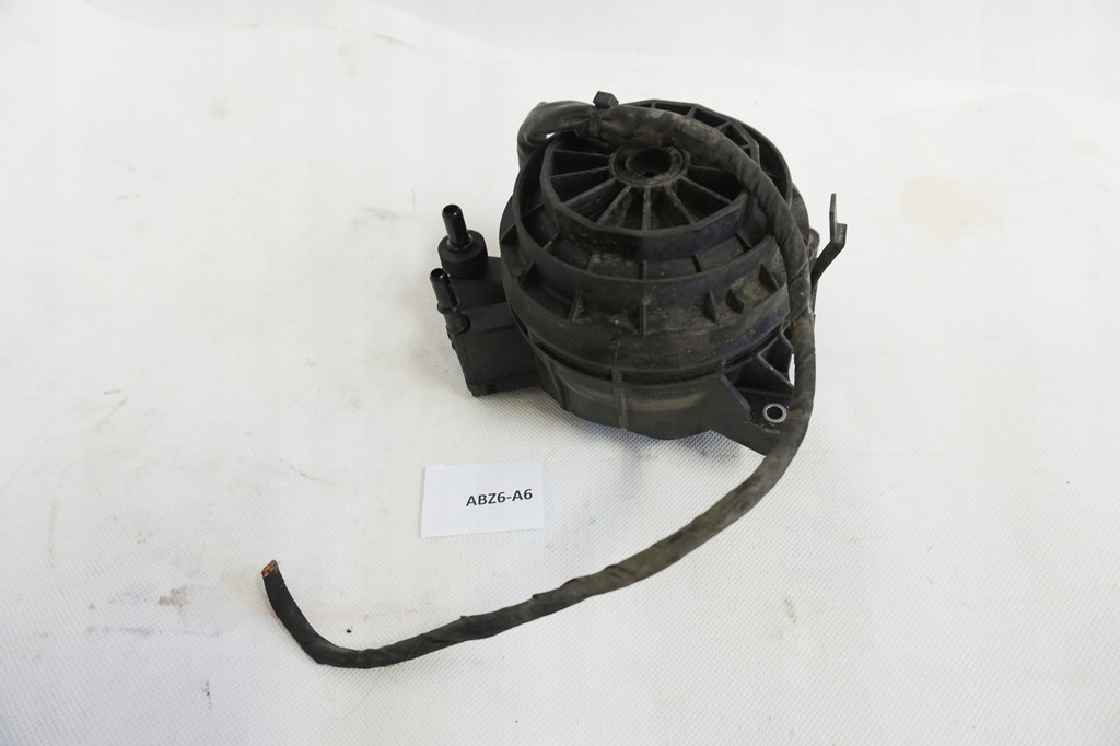 фото №1, Корпус фильтра mercedes glc 4matic x253 w253 lift