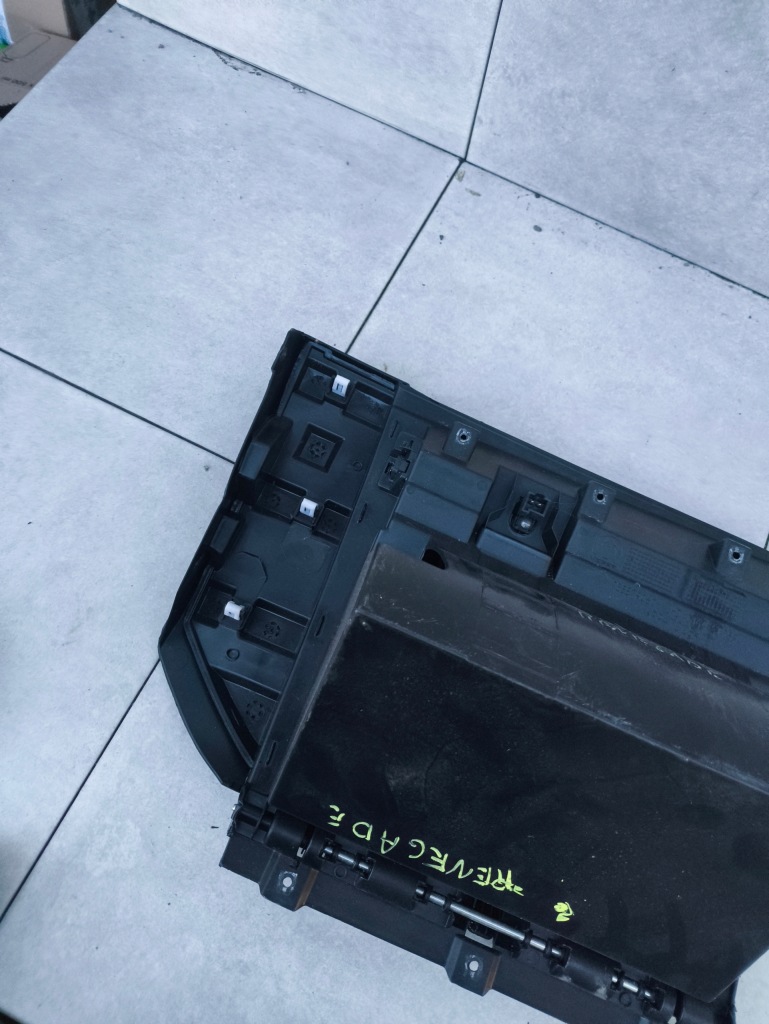 Jeep renegade бардачок пассажира eu 735579060 jeep renegade ? Доставка