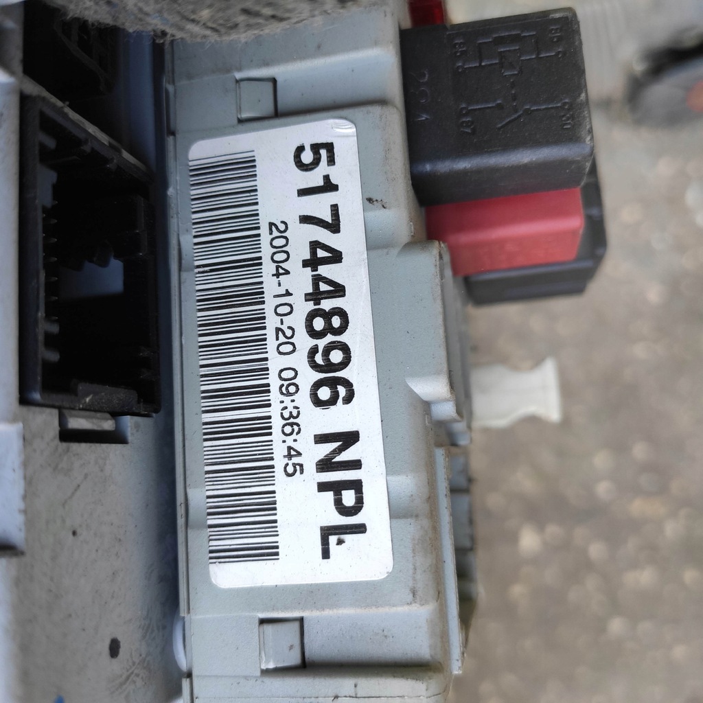 фото №5, Коробка предохранителей fiat punto 1.3 51744896