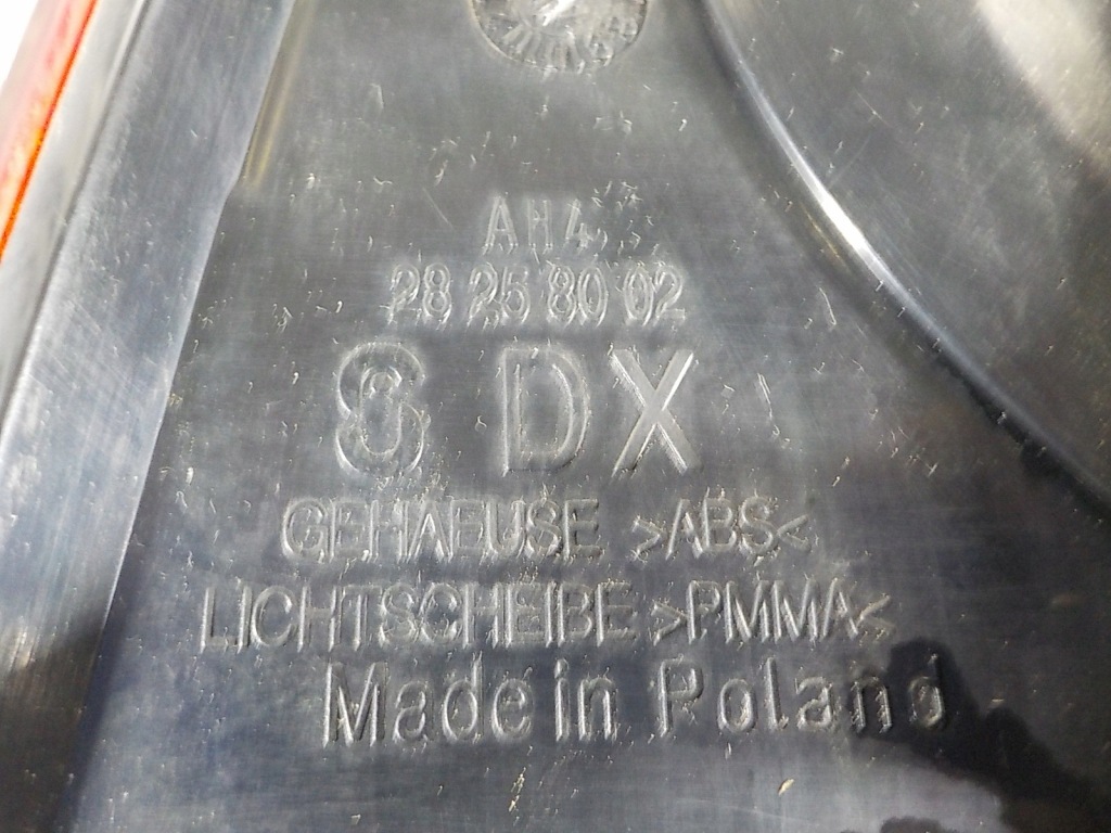 фото №8, Vw touareg лампа задня задня права 28258002