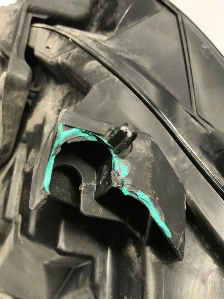 Tesla model 3 y рестайлинг  20- фара перед левая full led 1514952-00-c в Украине