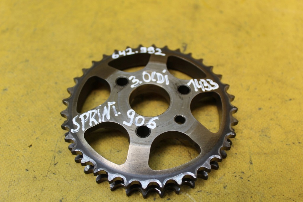 фото №1, Колесо зубчасте розподільного валу a6420520001 sprinter 906 3.0