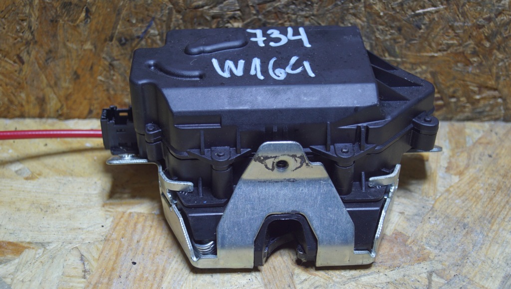 фото №4, Замок крышки багажника задняя mercedes ml w164