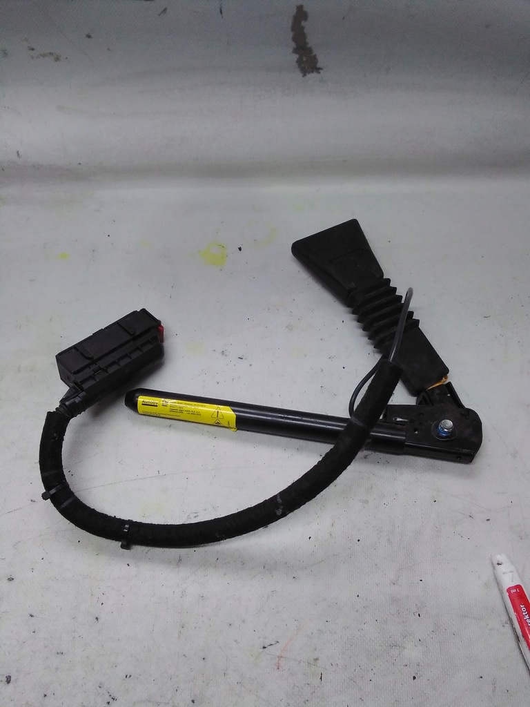 фото №1, 5592 opel corsa c pas безопасности 041217970