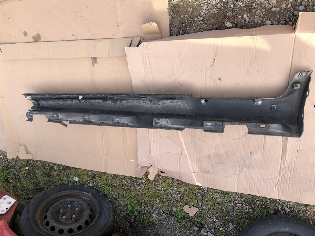 фото №2, Volvo c30 r-design молдинг правая порог 488-46