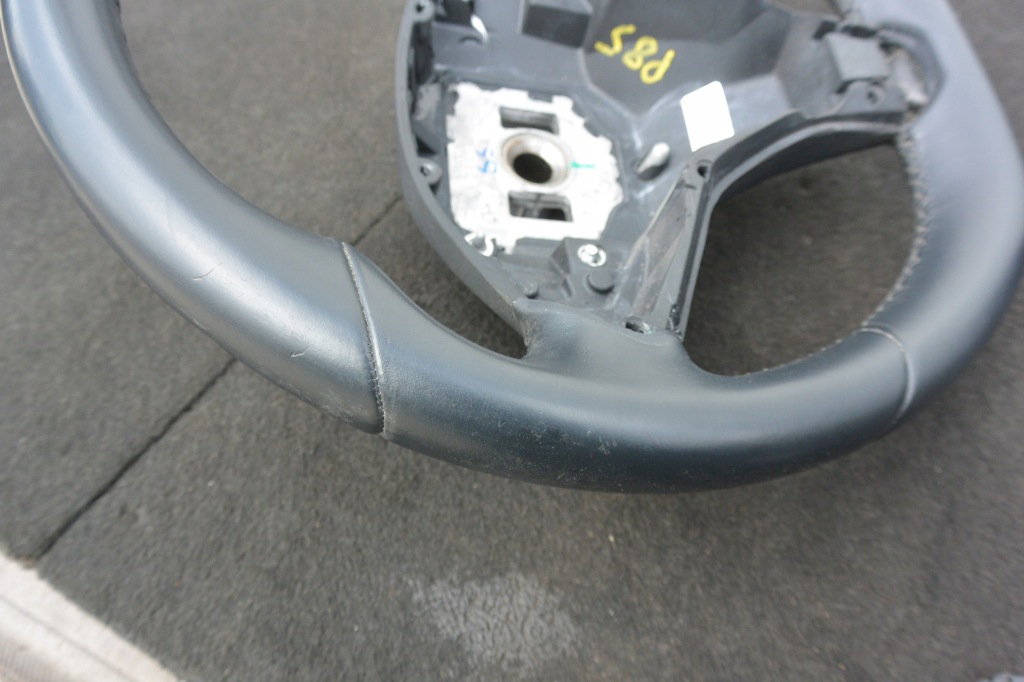 Tesla model s повітропровід шкіряний ładna 12- Київ