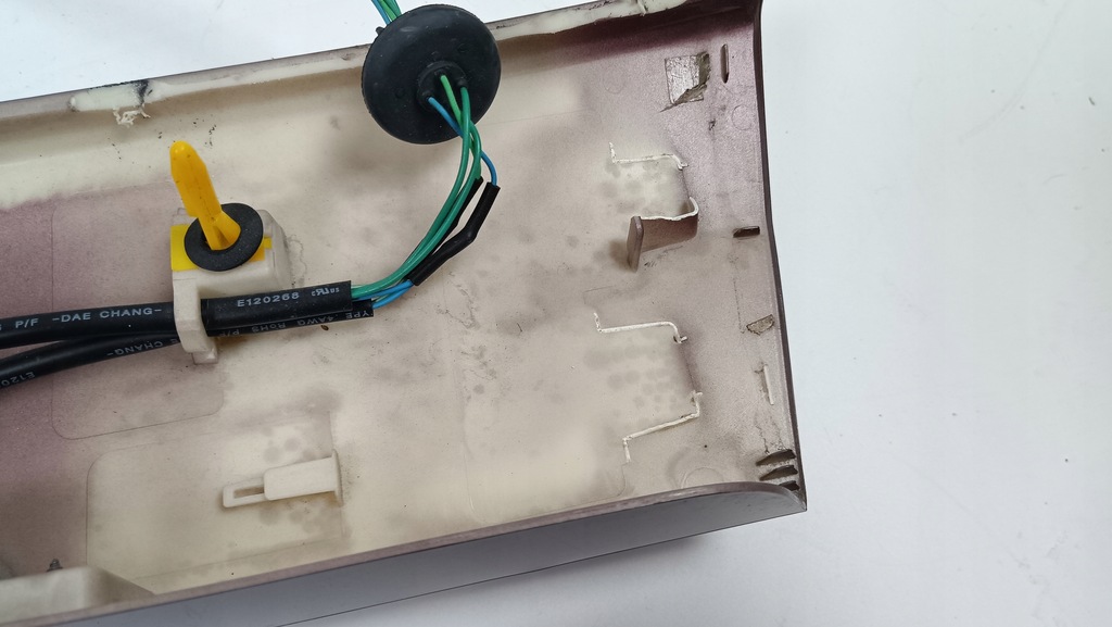 фото №11, Молдинг значок ручка микровыключатель крышки opel karl rocks 16-19r. 95075400