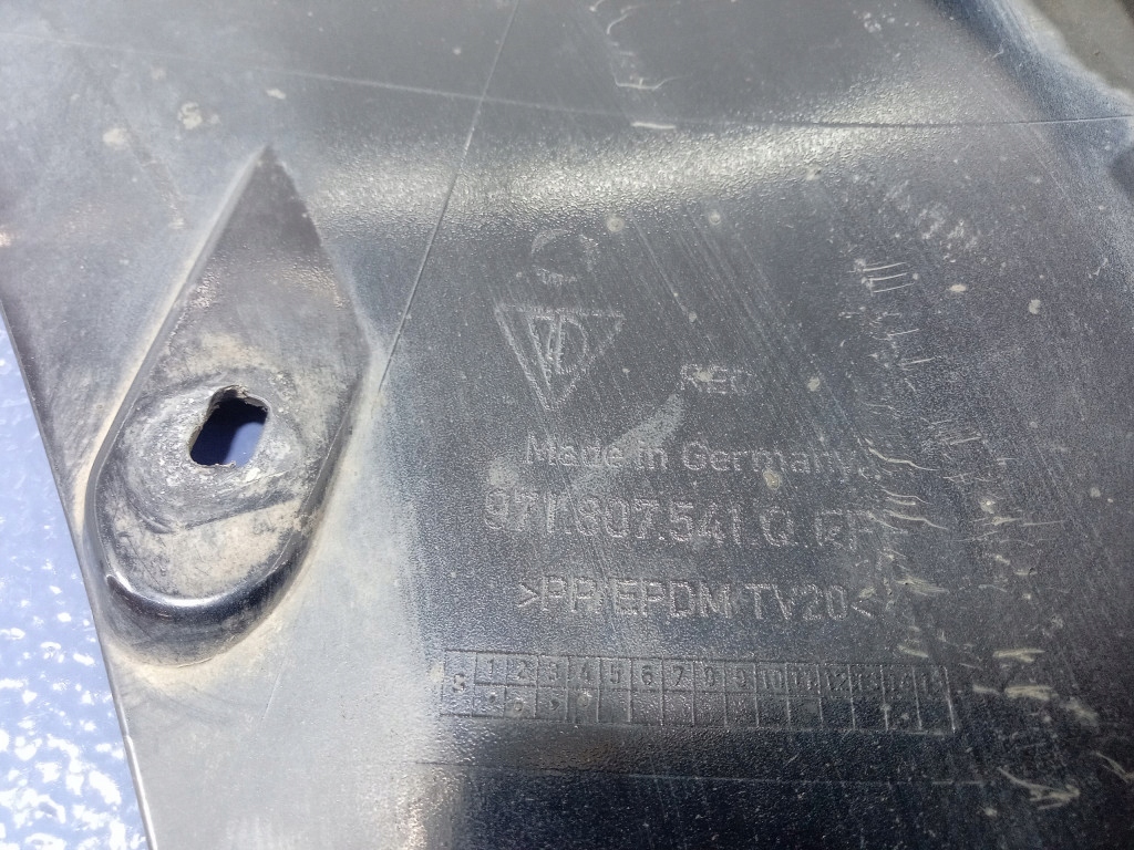 фото №14, Porsche panamera 971 накладка бампер перед передня 971807541q