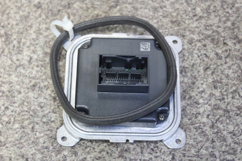 фото №1, Renault austral модуль преобразователь led 260555572r