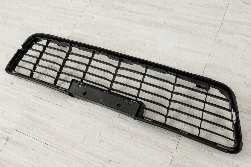 фото №10, Toyota hilux viii 15-17 решітка бампера 531120k130