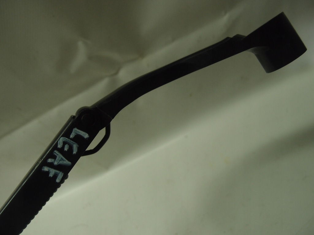 фото №8, Рычаг дворники перед nissan leaf ii