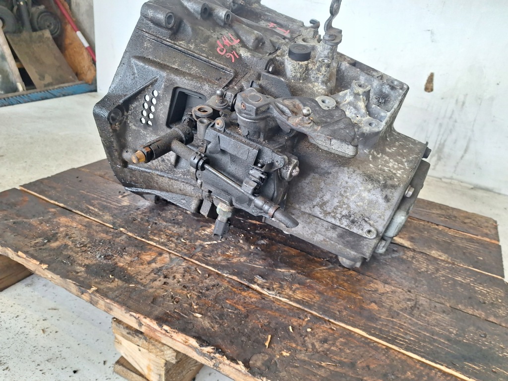 Citroen ds3 10-14 коробка передач передач 1.6 thp 156km 5f02 10wakr euro 5 Цена