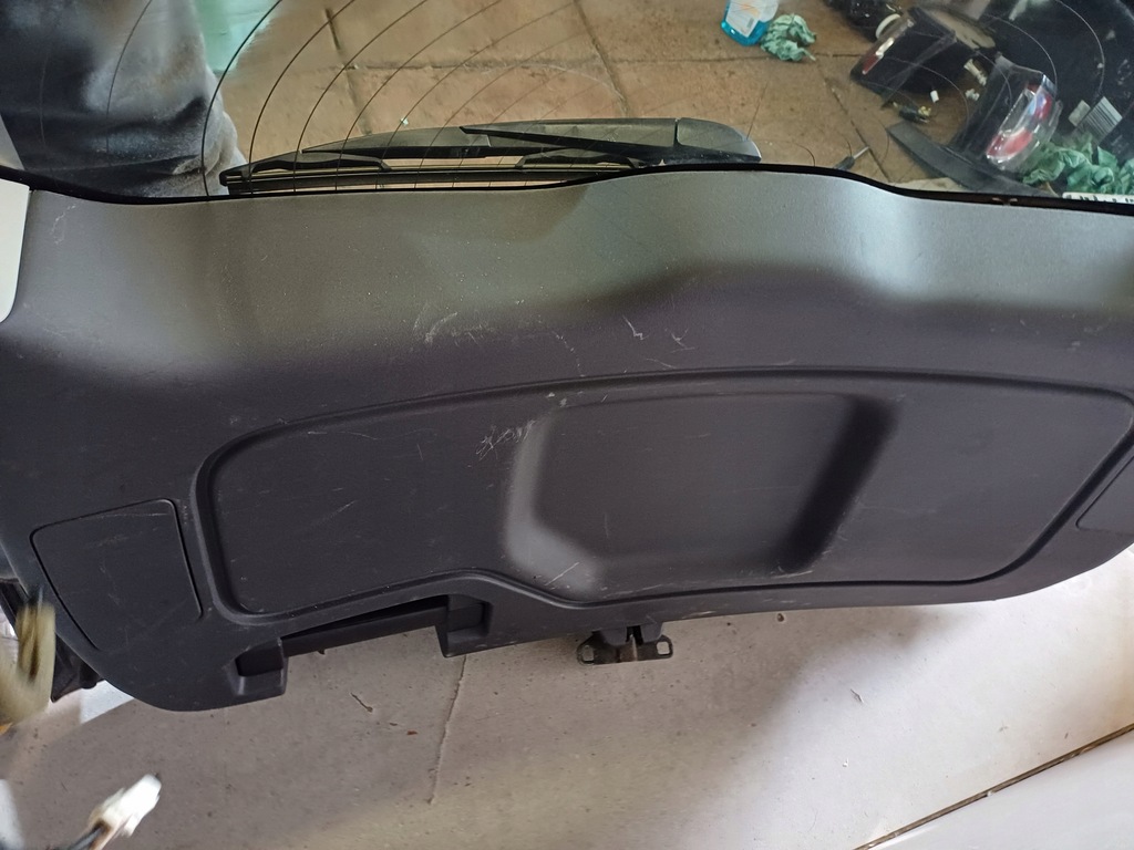 фото №11, Кришка багажника багажника land rover discovery sport код лакофарбового покриття lrc 820