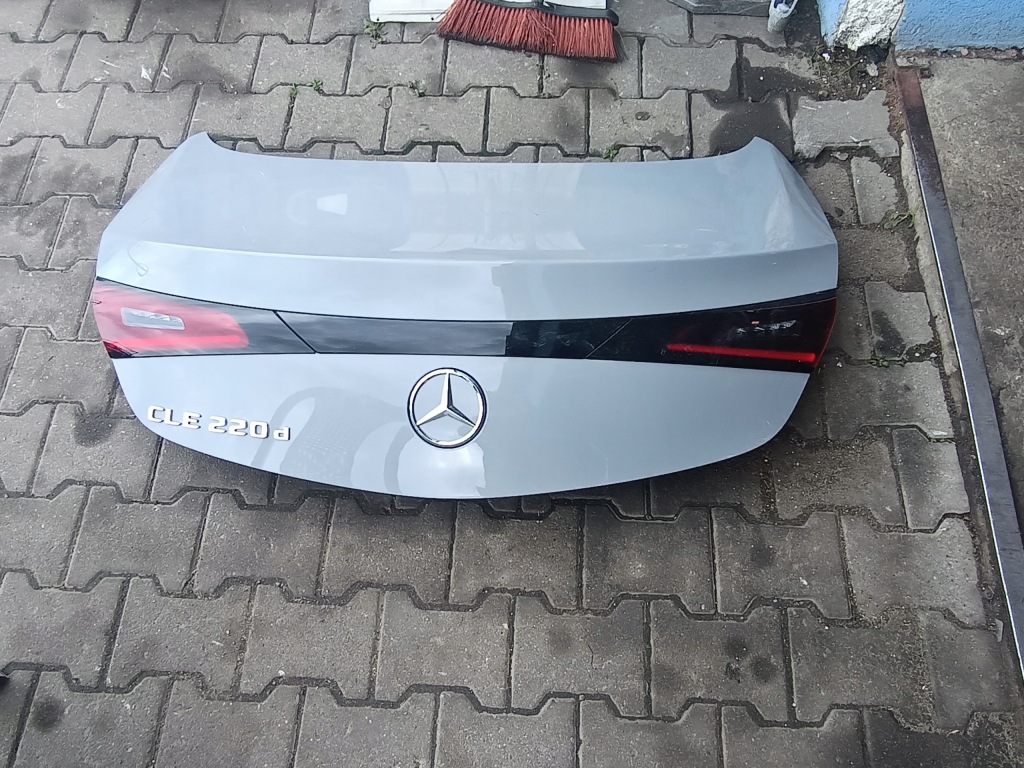 фото №1, Mercedes 236 cle крышка багажника задняя