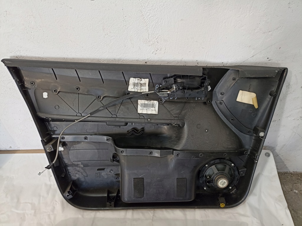 фото №9, Обшивки дверь комплект peugeot 307 2006 europa