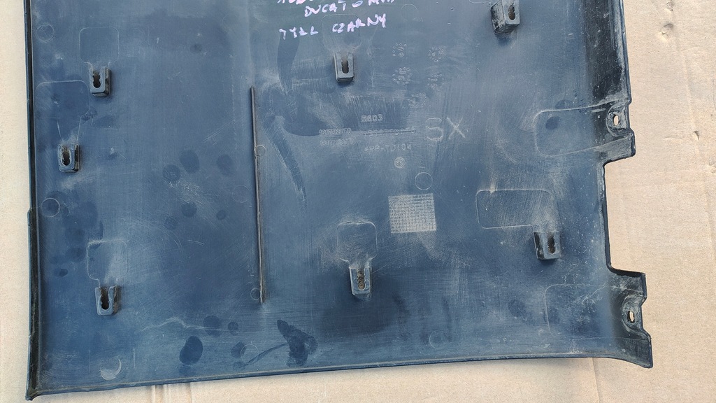 фото №9, Fiat ducato левая молдинг крыла tył.2015- .czarna